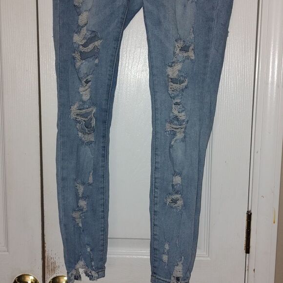 Rue21 Curvy  Super Distressed  High Rise Ankle Jeggings  Sz 8 - Picture 2 of 8